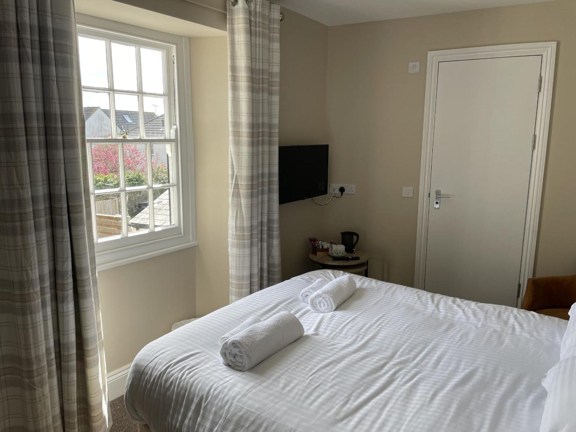 Duke Of Cornwall St. Austell Room photo