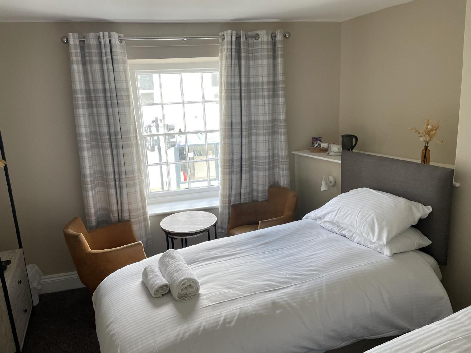 Duke Of Cornwall St. Austell Room photo