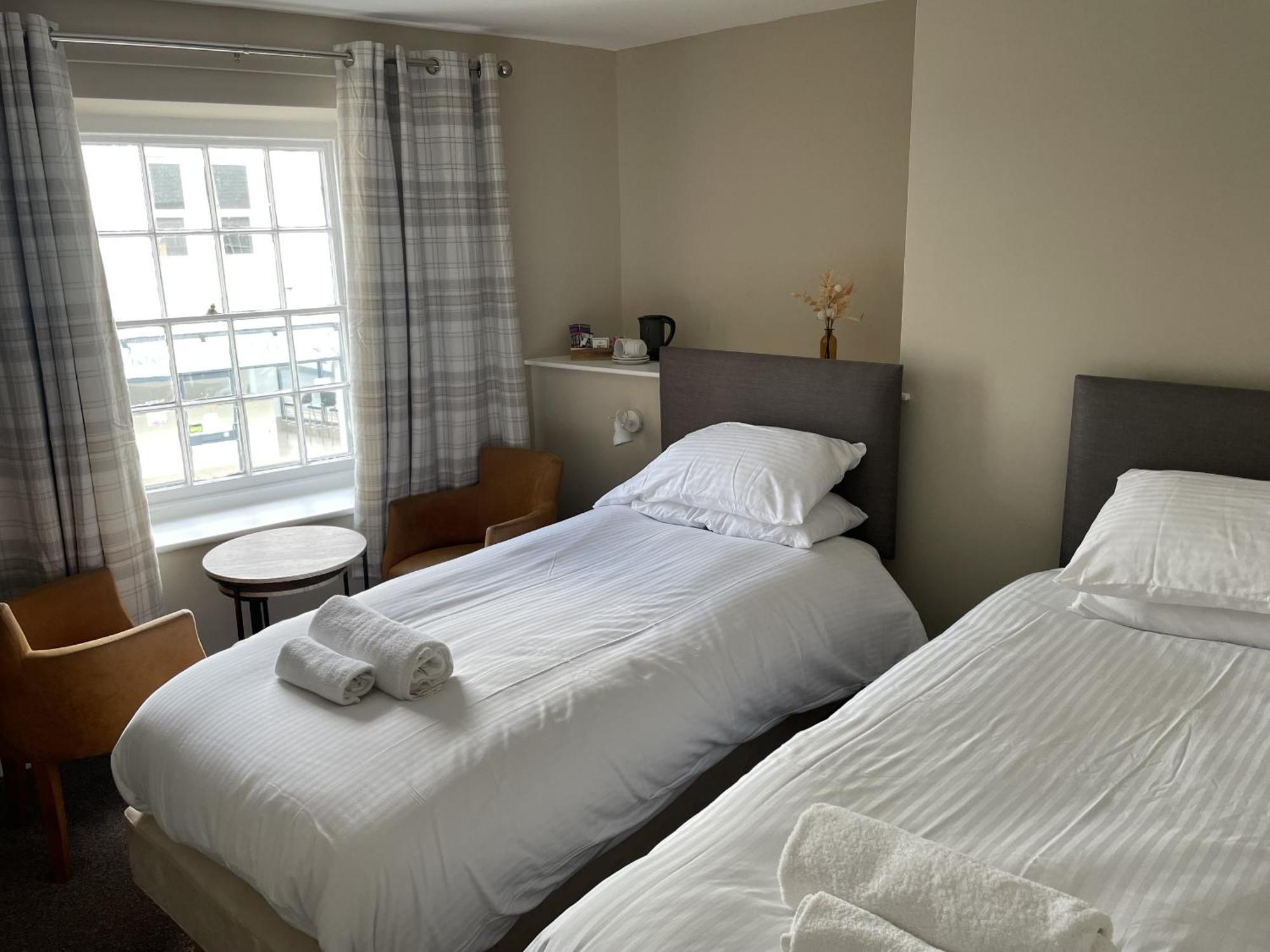 Duke Of Cornwall St. Austell Room photo